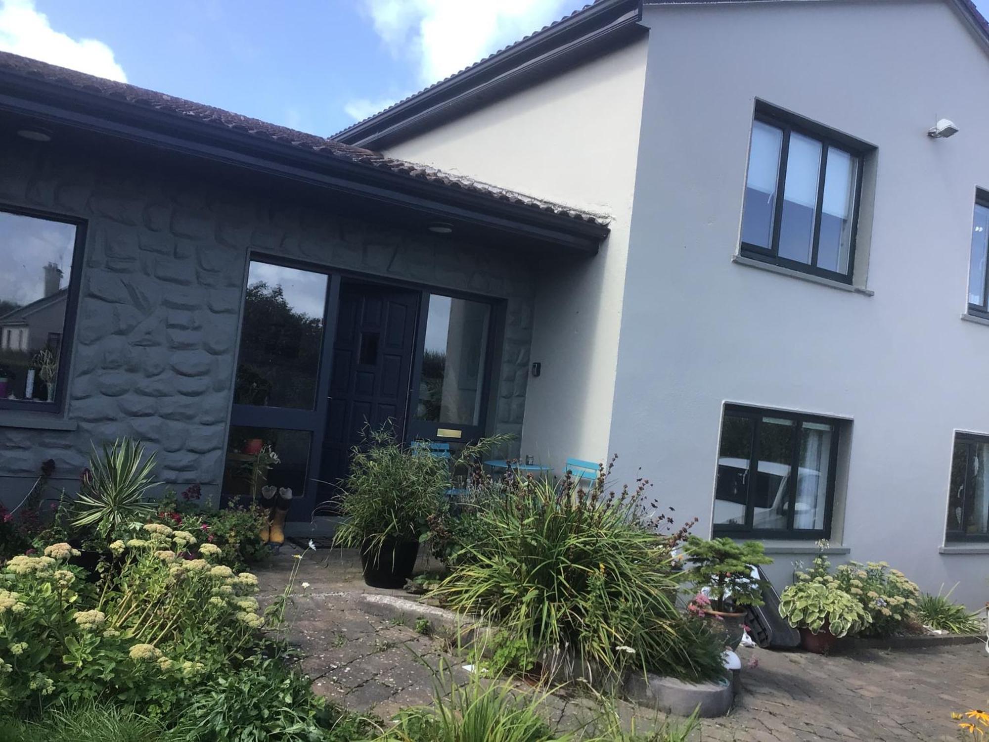 Cosy Apartment Milltown Malbay Zewnętrze zdjęcie